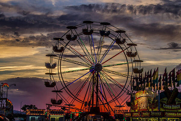Colorado Photograph - Ferris Wheel Sunset by Jeff Stoddart
