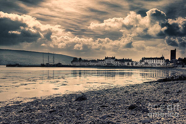Scottish Highland Photograph - Inveraray Bay by Kype Hills