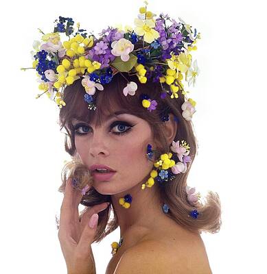 Jean Shrimpton with Floral Headpiece Photograph