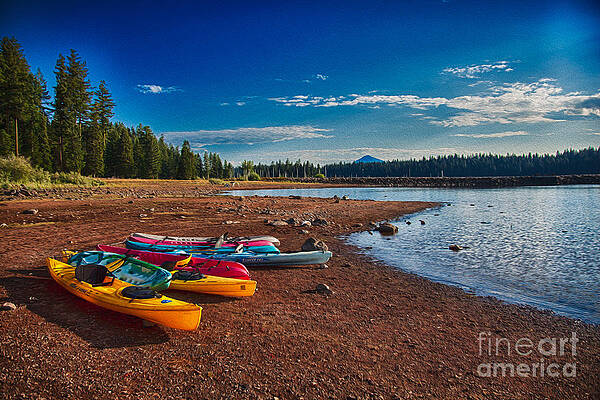 Summer Painting - Kayaking On Howard Prairie Lake In Oregon by Omaste Witkowski