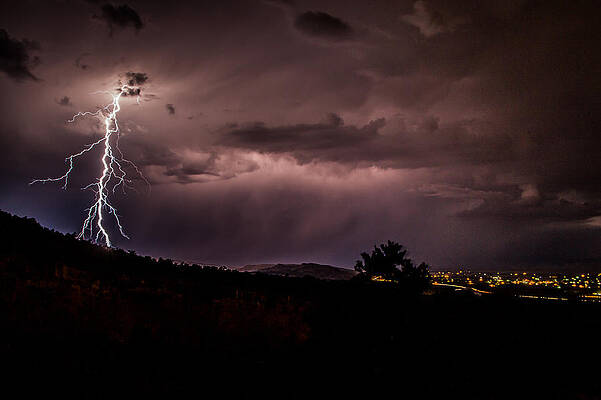 Nature Photograph - Lightning 22 by Jeff Stoddart