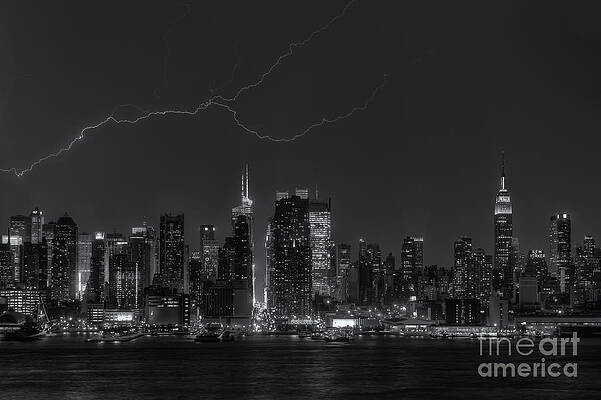 Wall Art featuring the photograph Lightning Over New York City X by Clarence Holmes