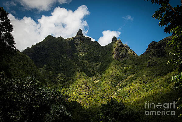 Wall Art featuring the photograph Makana Mountain by Blake Webster