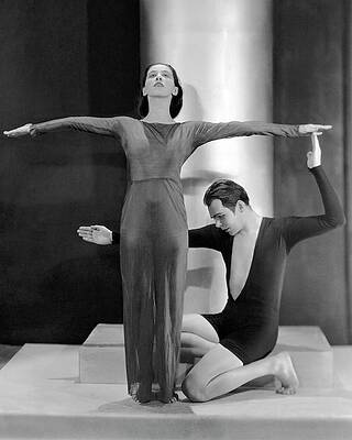 Dancers in Dramatic Poses Wall Art