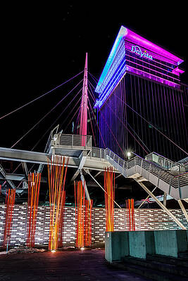 Color Wall Art featuring the photograph Millennium Bridge At Night by Jeff Stoddart