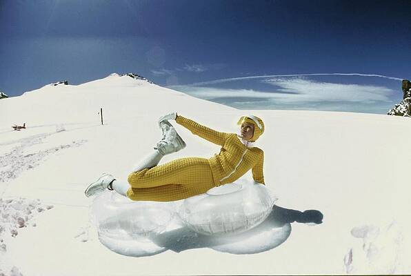 1960s Ski Fashion in Switzerland Wall Art
