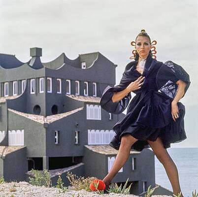 Landscape Architecture Wall Art featuring the photograph Model Wearing A Bill Blass Dress At The Xanadu by Henry Clarke