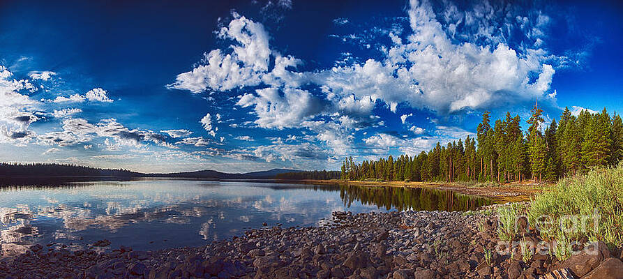 Wall Art featuring the photograph Morning Magic On Howard Prairie Lake by Omaste Witkowski