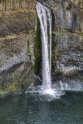 Dramatic Wall Art featuring the photograph Palouse Falls by Jean Noren