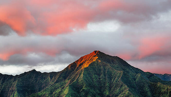 Hawaii Wall Art featuring the photograph Panorama Of Hanalei On Island Of Kauai by Steven Heap