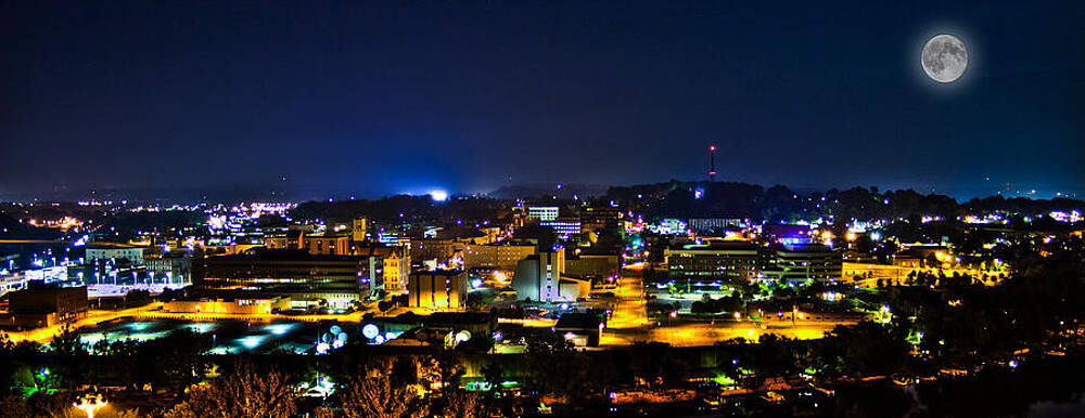 Sky Wall Art featuring the photograph Parkersburg At Night by Jonny D