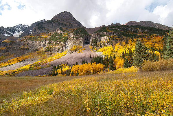 Colorado Photograph - Maroon Bells Peak Color by Cascade Colors