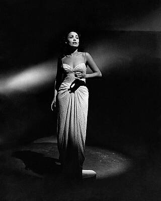 Elegantly Dressed Woman in Spotlight Wall Art