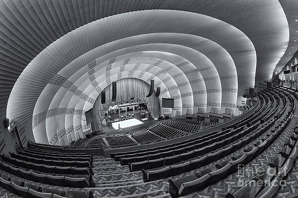 Wall Art featuring the photograph Radio City Music Hall VI by Clarence Holmes