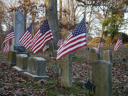 Historical Wall Art featuring the photograph Remembering The Heroes Of Old by Richard Reeve