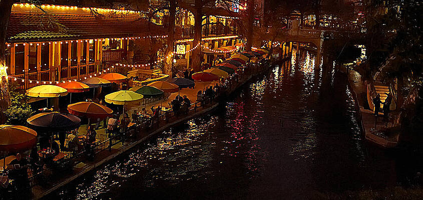 Vibrant Canal-side Dining Wall Art