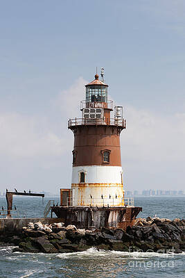 Wall Art featuring the photograph Romer Shoal Light I by Clarence Holmes