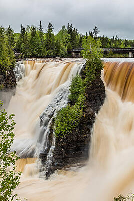 Wall Art featuring the photograph Rushing Water by Linda Ryma