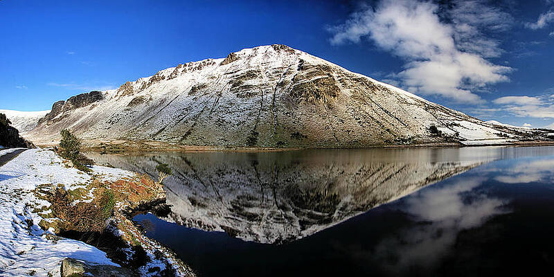 Nature Photograph - Snowglass Lough Annascaul by Mark Callanan