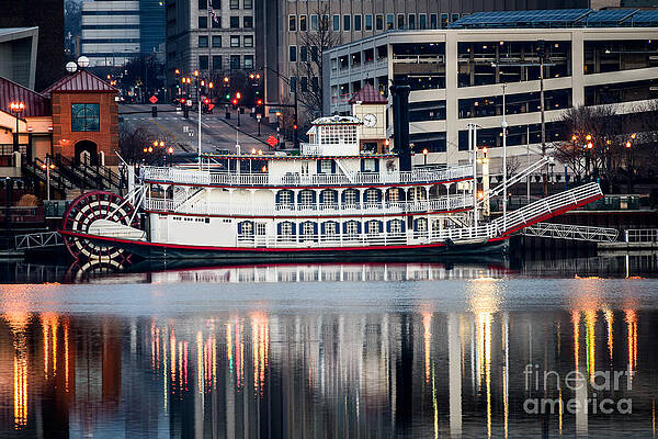 Illinois Wall Art featuring the photograph Spirit Of Peoria Riverboat by Paul Velgos
