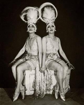 Vintage Showgirls with Feathered Headdresses Wall Art