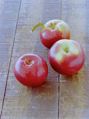 Fruit Photograph - Three Red Apples by Romulo Yanes