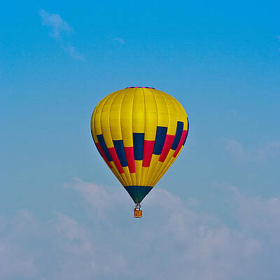 Photograph - Up Up And Away by Rob Narwid
