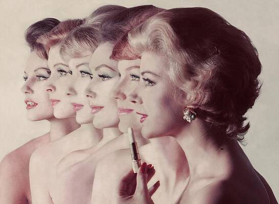 Retro Glamour Mirror Effect Wall Art