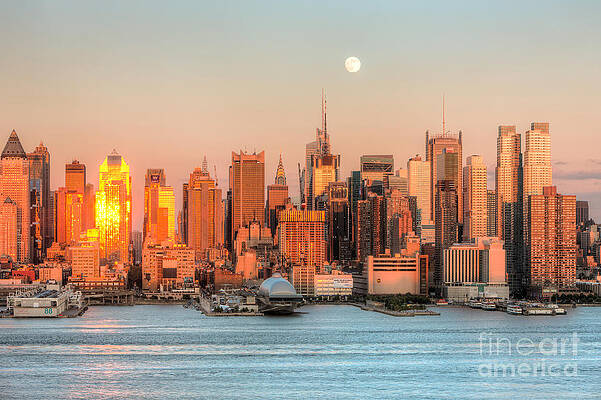 Wall Art featuring the photograph New York City Moonrise III by Clarence Holmes