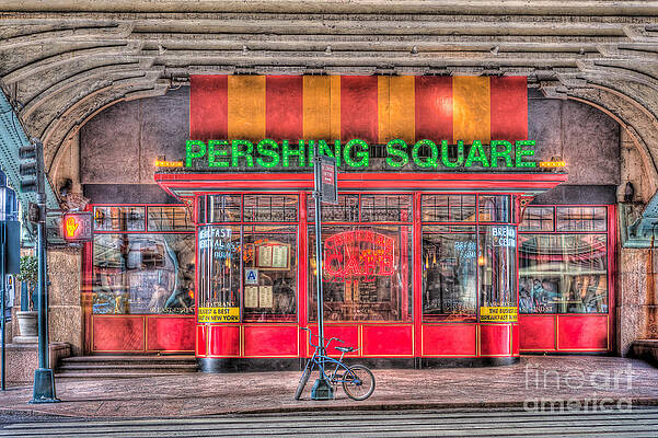 Colorful Pershing Square Facade Wall Art