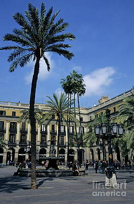 City Photograph - Plaza Real by Sami Sarkis Photography