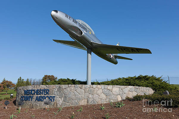 Wall Art featuring the photograph Westchester County Airport Entrance by Clarence Holmes
