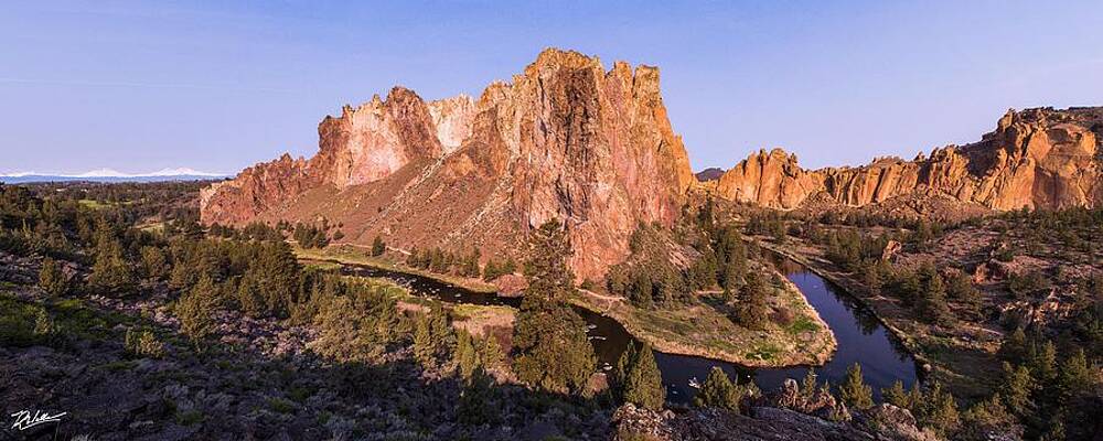 Panorama Smith Rock  by Russell Wells