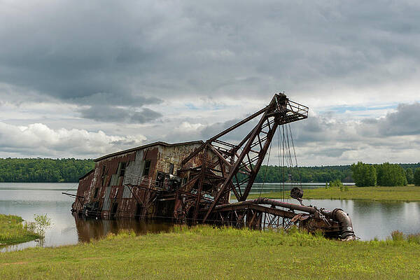 The Dredge by Steve L'Italien
