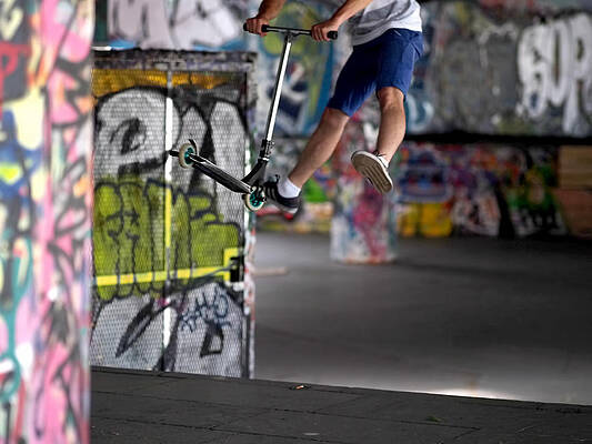 Wall Art featuring the photograph Airborne At Southbank by Rona Black