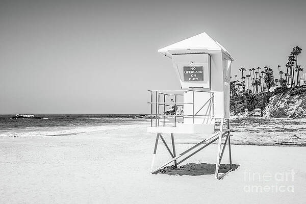 California Wall Art featuring the photograph California Lifeguard Tower In Black And White by Paul Velgos