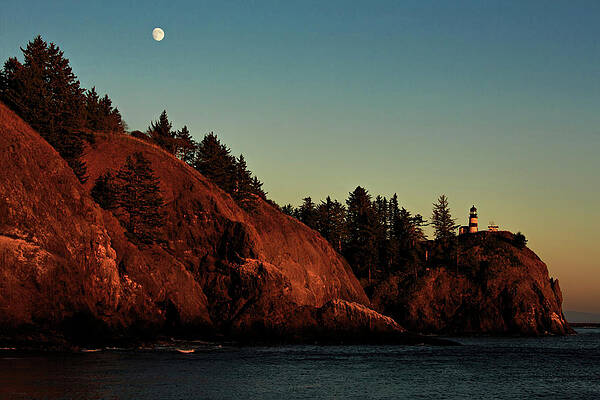 Sky Photograph - Cape Disappointment Moonrise by Mary Jo Allen