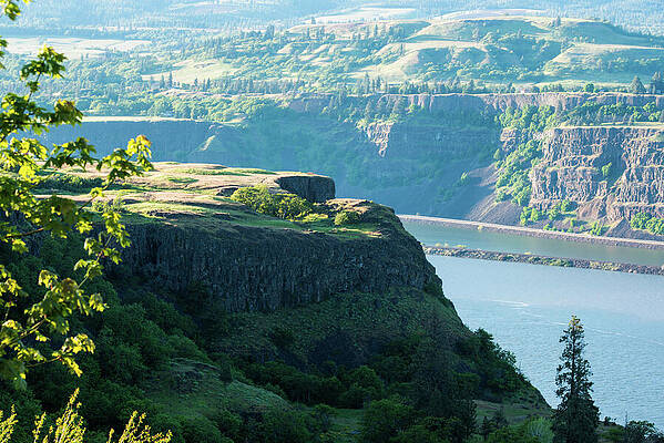 Oregon Wall Art featuring the photograph Cliff Facing Cliff by Tom Cochran