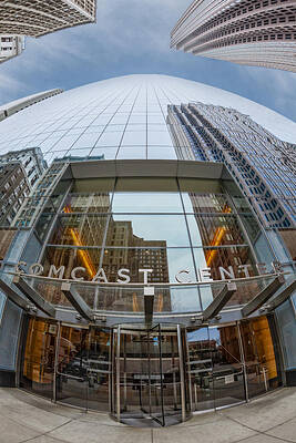 Pennsylvania Photograph - Comcast Center Philadelphia by Susan Candelario