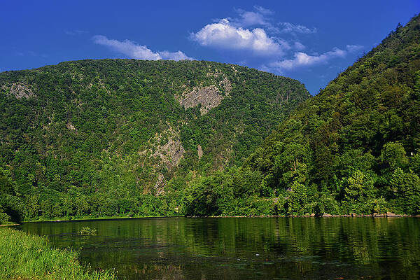 Delaware Water Gap From New Jersey Print