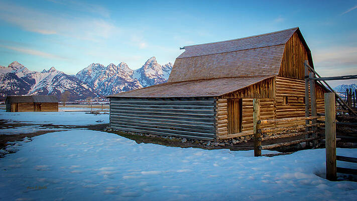 Wall Art featuring the photograph John Moulten Barn by Carla E