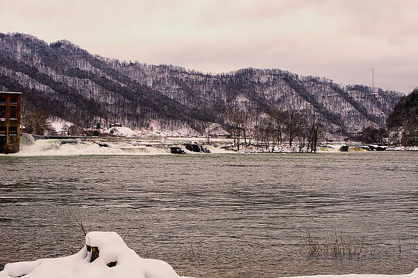 Wall Art featuring the photograph Kanawha Falls Long Shot 1 by Flees Photos