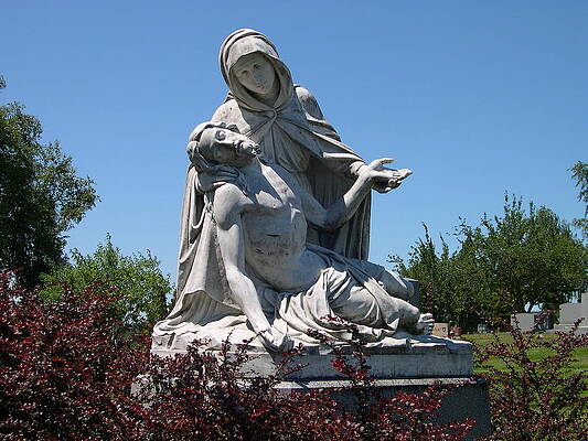 Washington Photograph - La Pieta by C Thomas Cooney