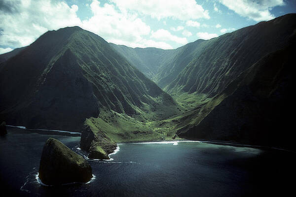 Hawaii Photograph - Molokai Valley by Steven Sparks