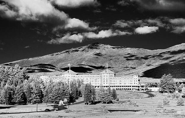Mountain Photograph - Mount Washington Hotel 1078 by Dan Beauvais