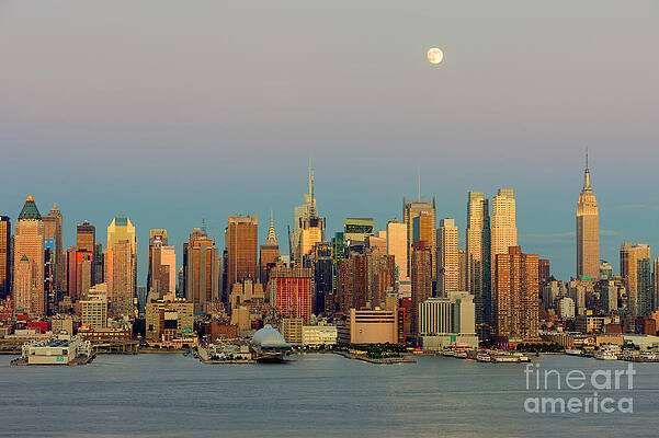 Wall Art featuring the photograph New York City Moonrise I by Clarence Holmes