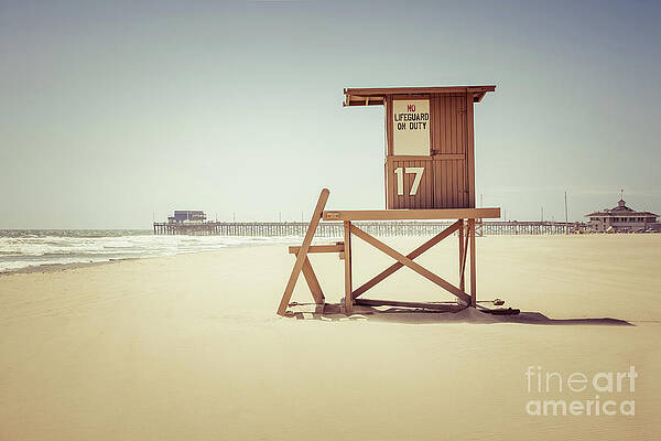 California Wall Art featuring the photograph Newport Beach Pier And Lifeguard Tower 17 by Paul Velgos