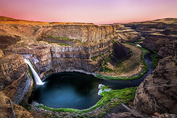 Wall Art featuring the photograph Palouse Falls Sunset by Russell Wells