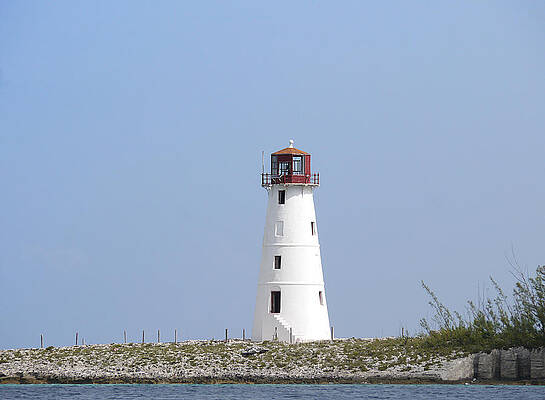 Historical Wall Art featuring the photograph Paradise Island Lighthouse by Richard Reeve
