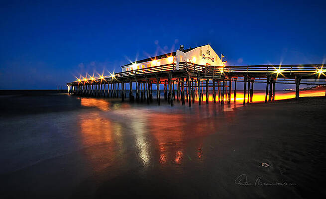 Obx Photograph - Pier Jewels 7884 by Dan Beauvais